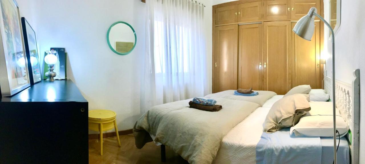 ÁvilaVut Plaza Del Rastroアパートメント エクステリア 写真